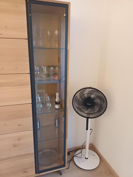 Modernes Apartment In Wien Extérieur photo